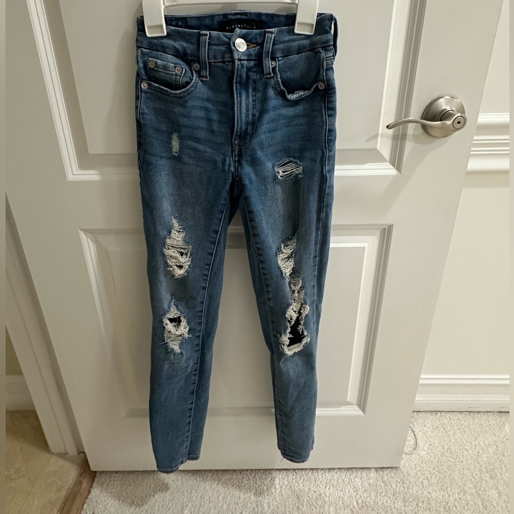 AÉROPOSTALE. Size 000.High Rise Curvy Jeggings. Color Dark blue.